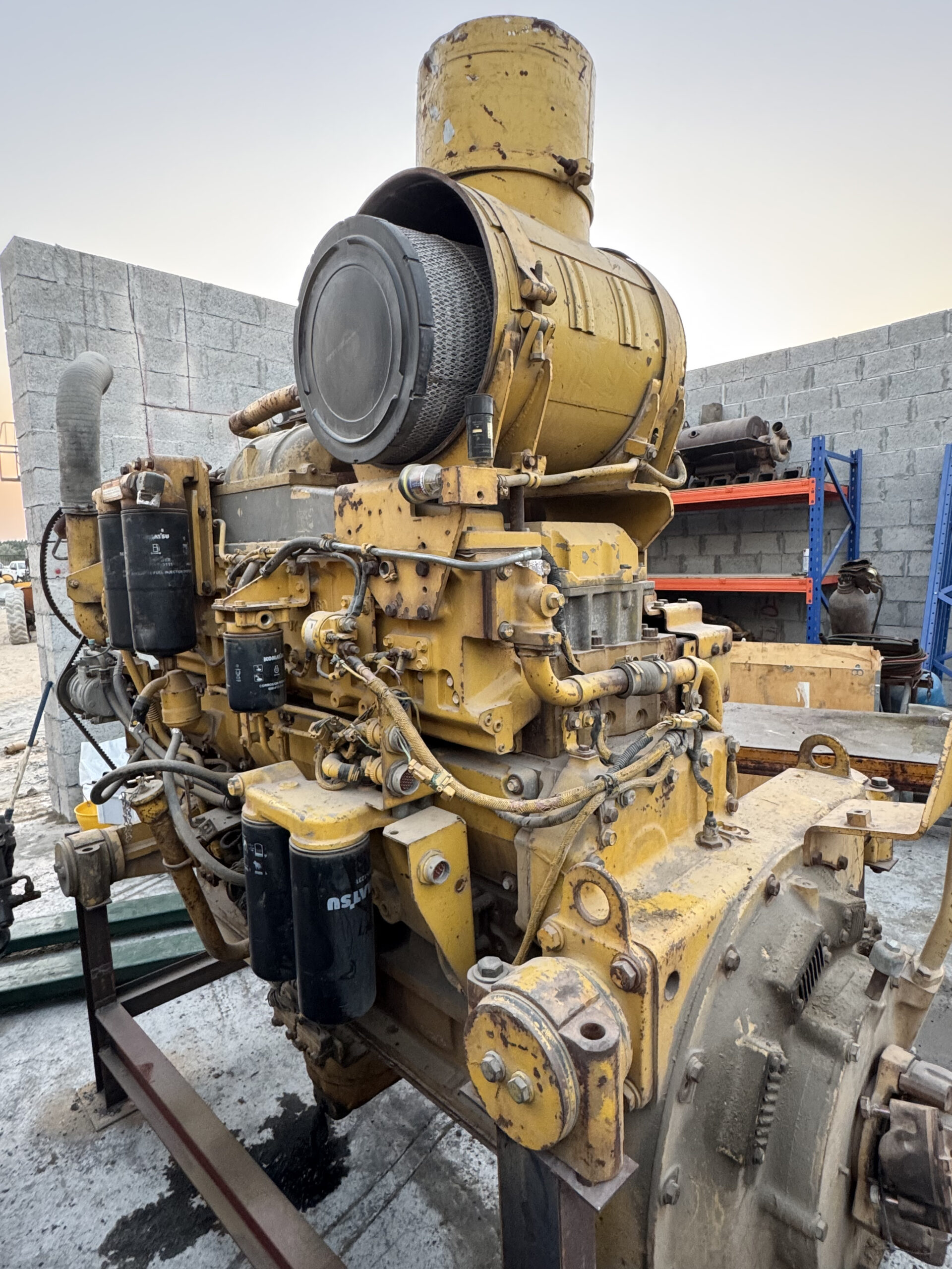 Двигатель Komatsu SA6D170L-3 Двигатель Komatsu SA6D170L-3