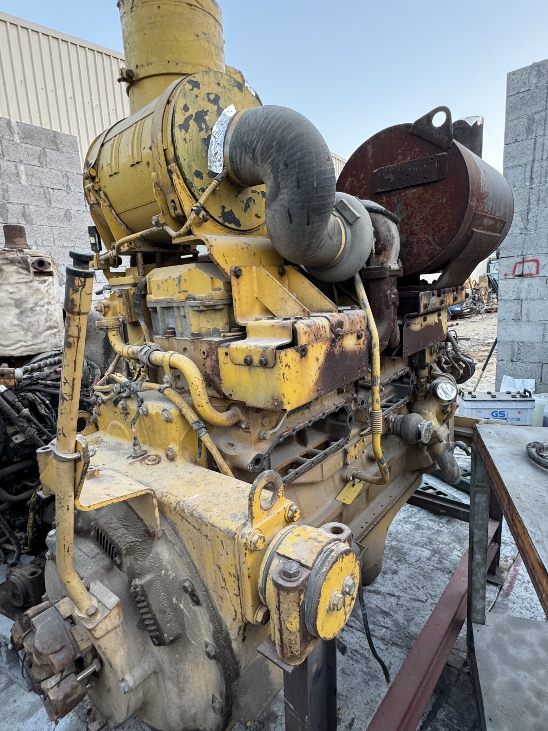 Двигатель Komatsu SA6D170L-3 Двигатель Komatsu SA6D170L-3