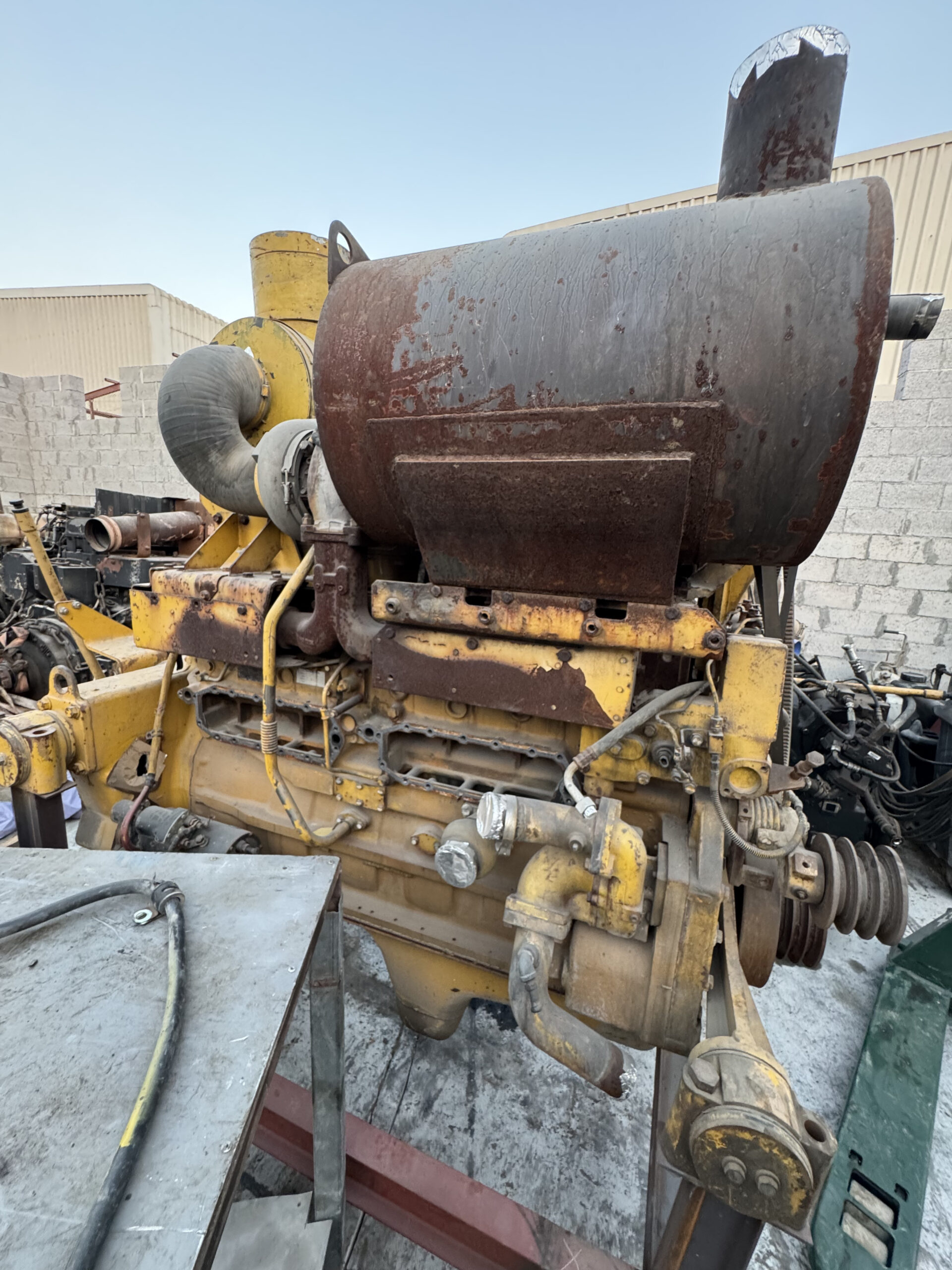Двигатель Komatsu SA6D170L-3 Двигатель Komatsu SA6D170L-3