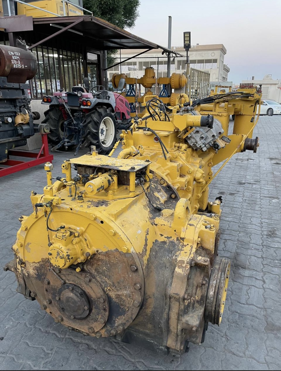 Трансмиссия Komatsu 195-15-71001 Трансмиссия Komatsu 195-15-71001