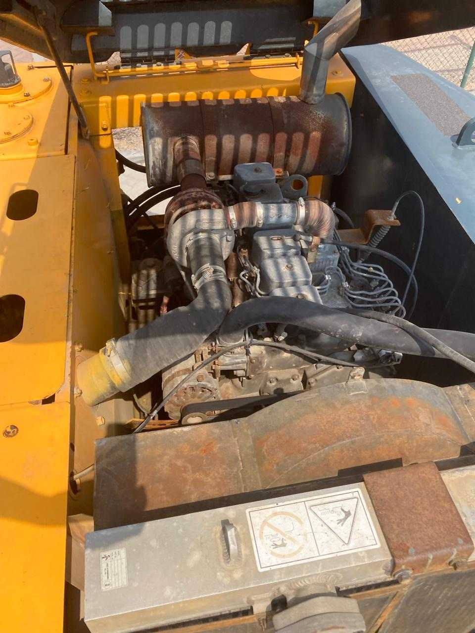 Экскаватор HYUNDAI R210-7V