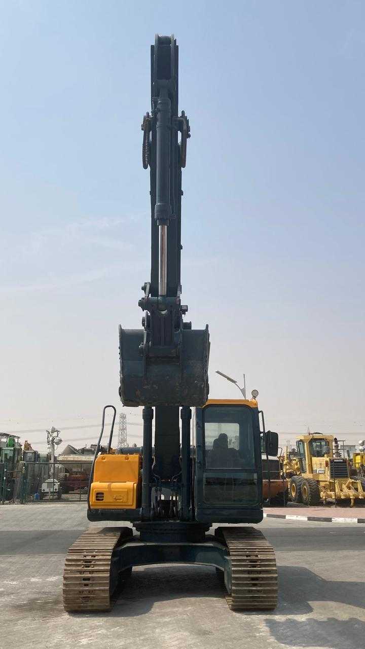 Экскаватор HYUNDAI R210-7V