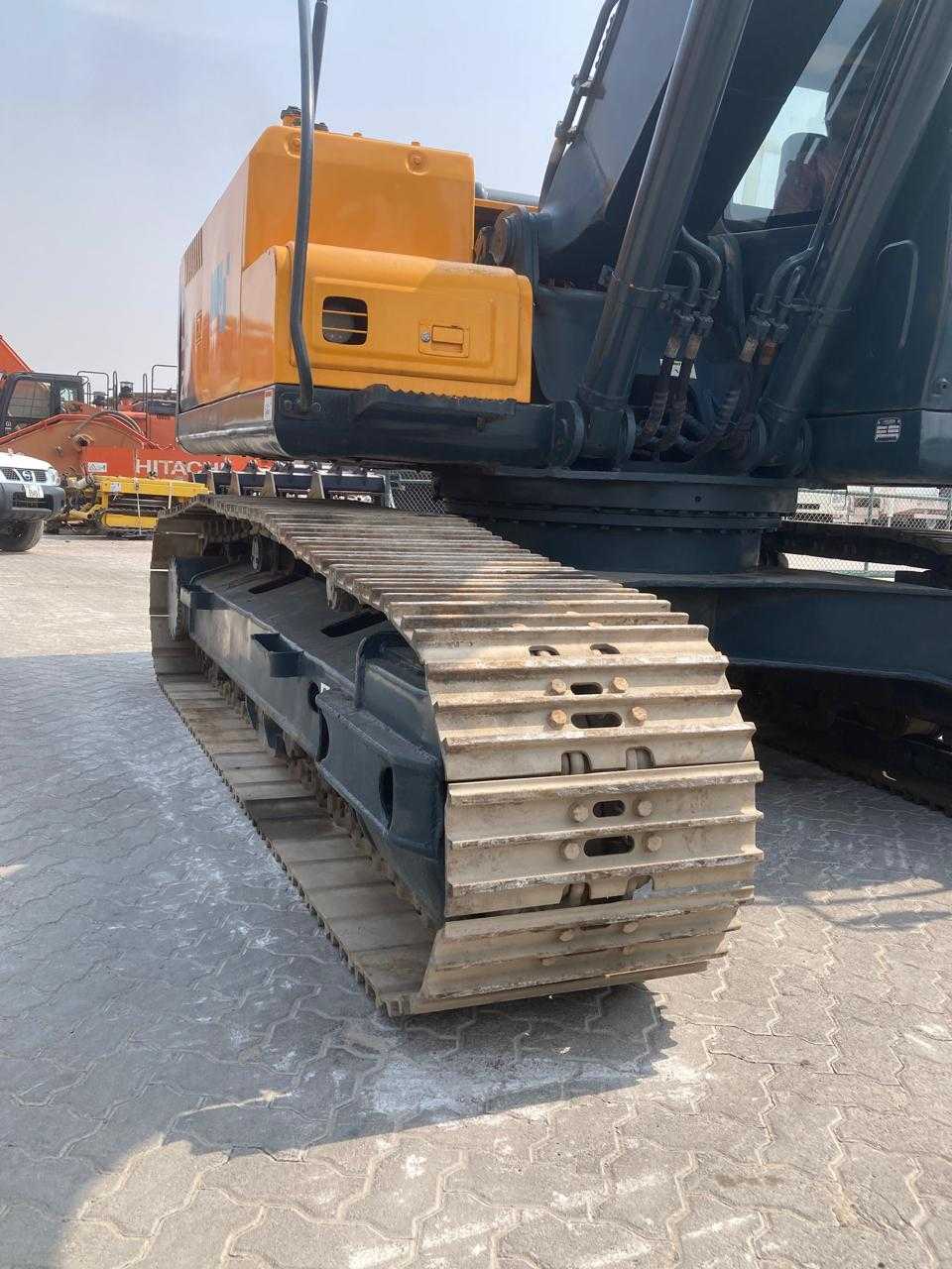 Экскаватор HYUNDAI R210-7V