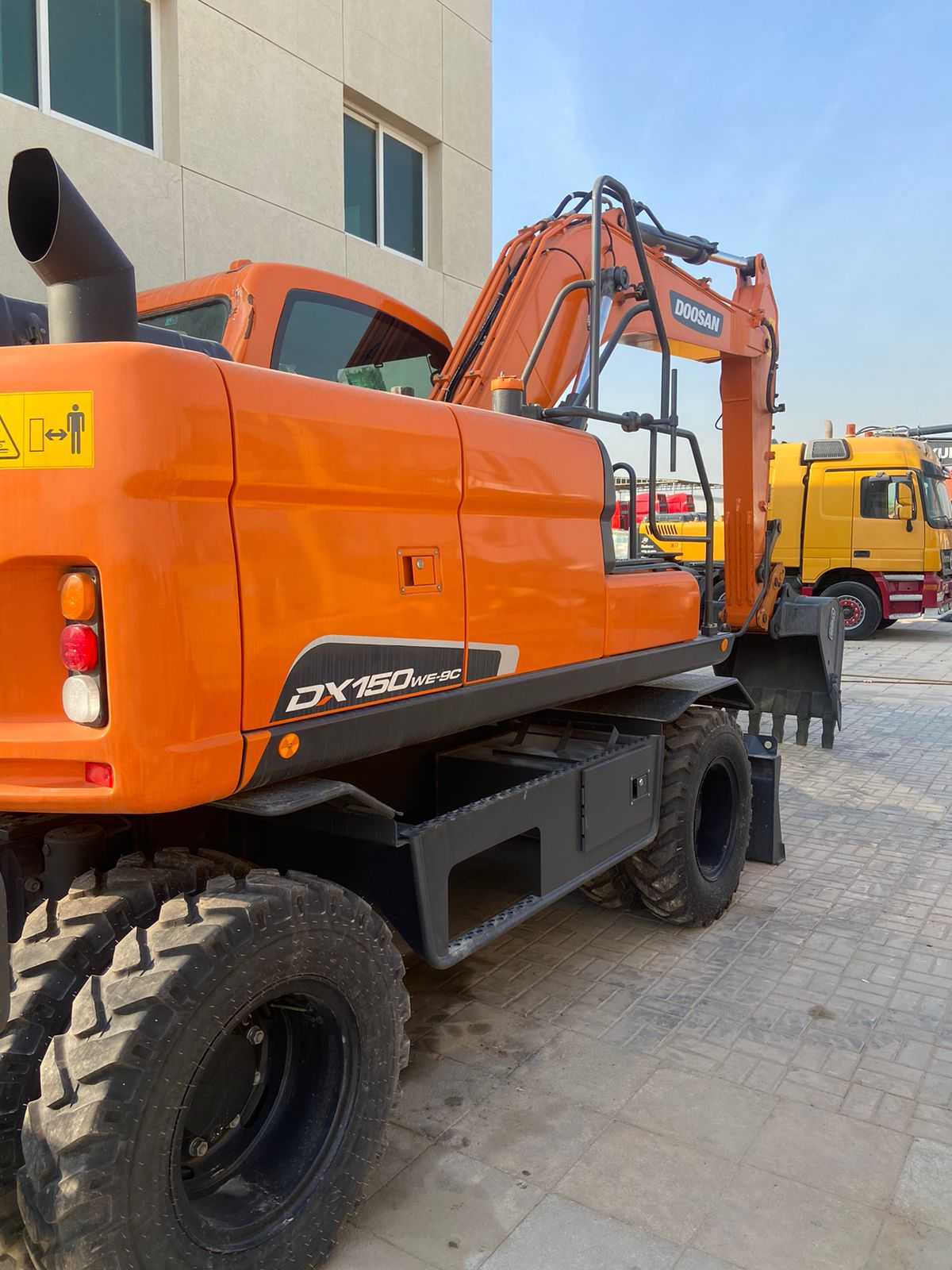 Экскаваторы DOOSAN DX150WE-9CN