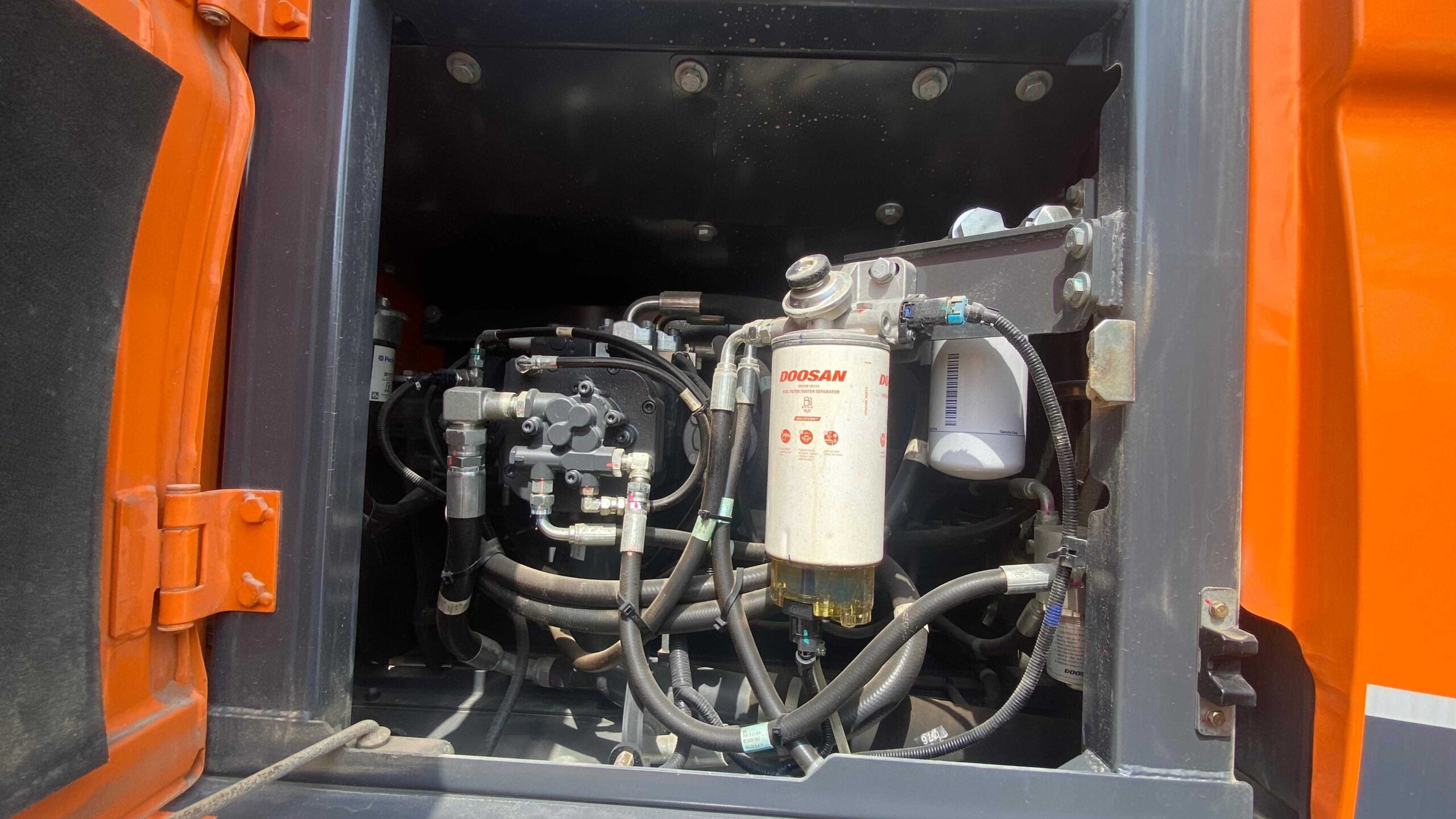 Экскаватор DOOSAN DX150WE-9CN