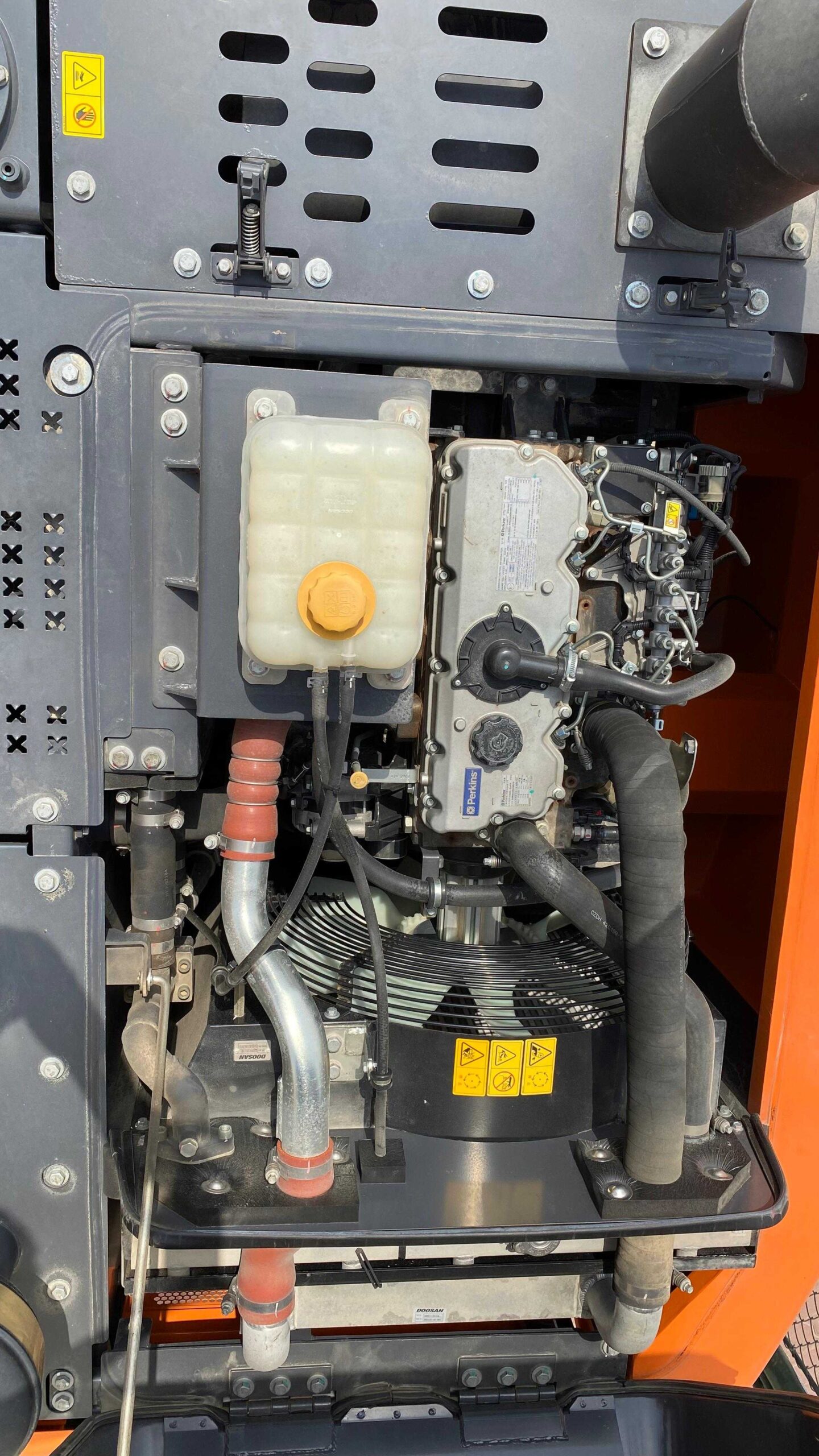 Экскаватор DOOSAN DX150WE-9CN