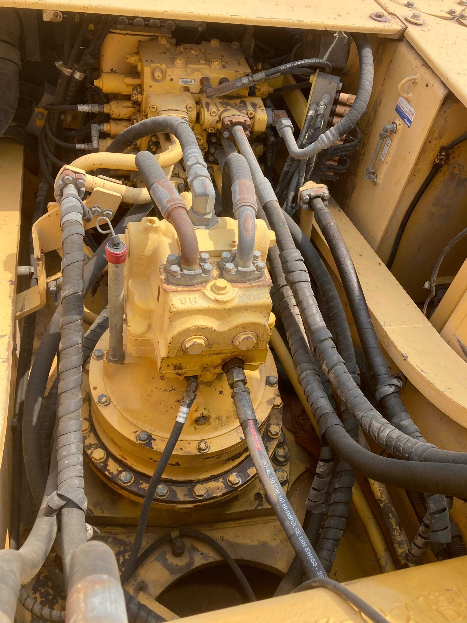 Экскаватор KOMATSU PC350LC-7