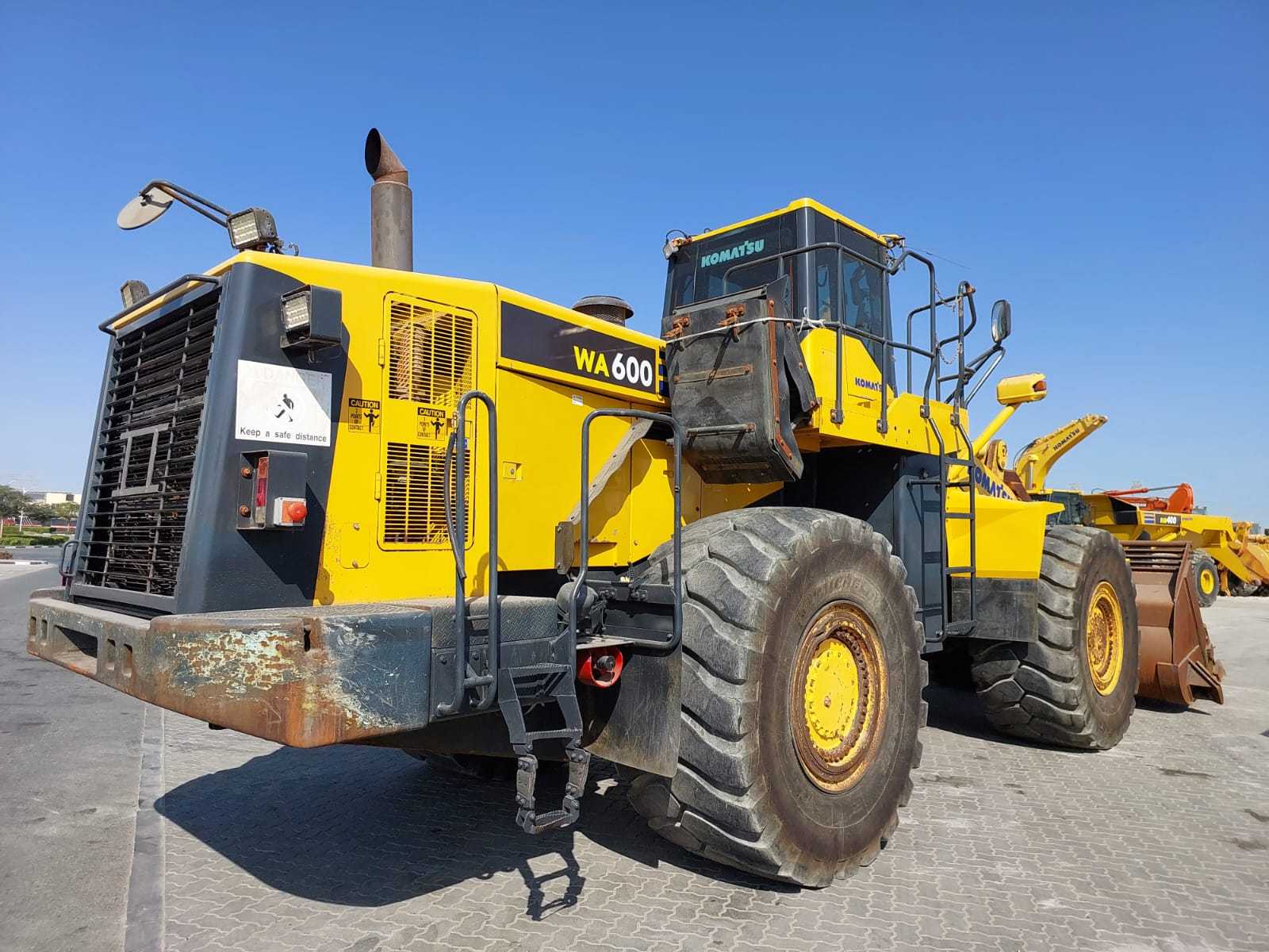 Погрузчик KOMATSU WA600-6R