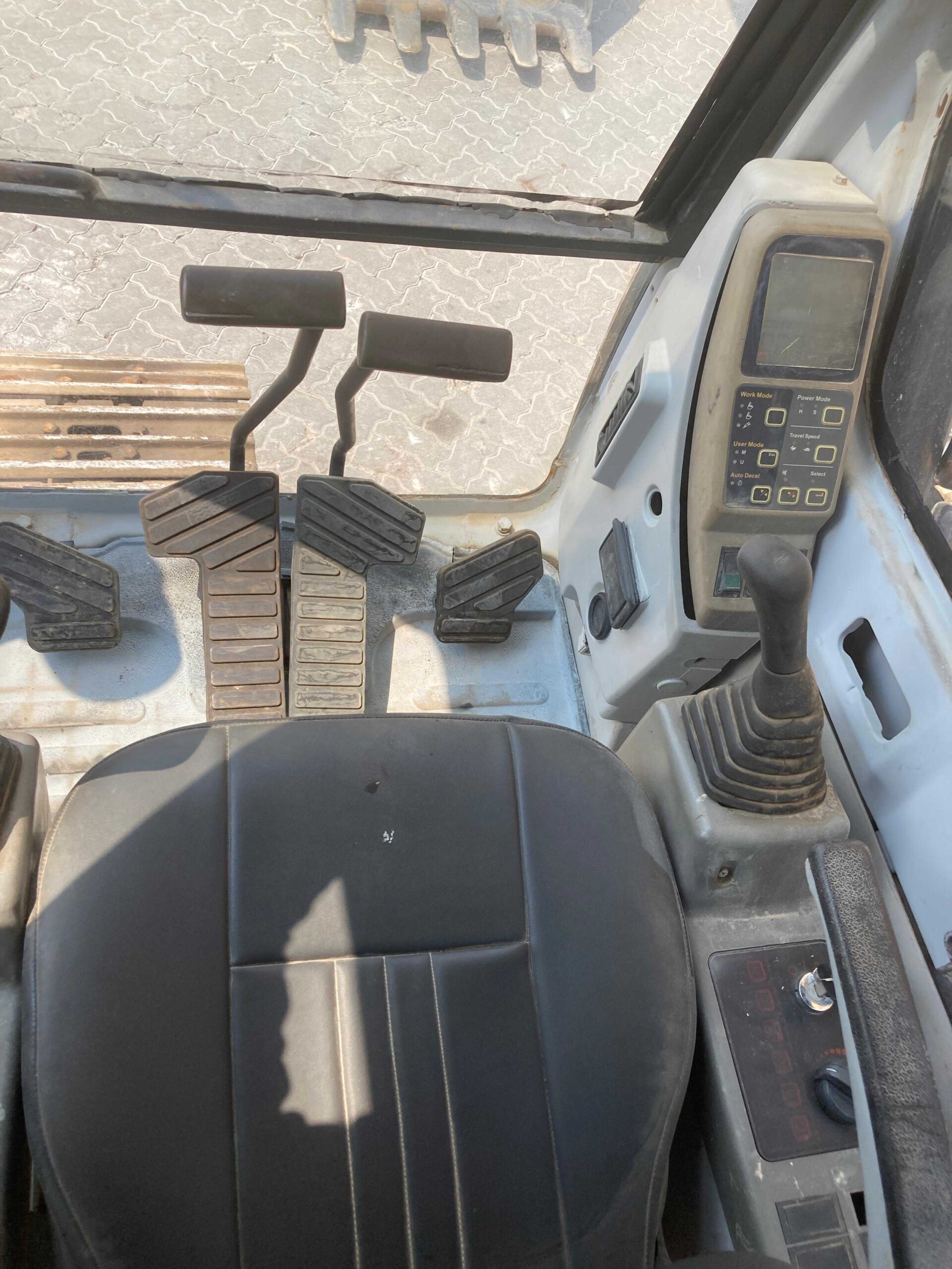 Экскаваторы HYUNDAI R210LC-7