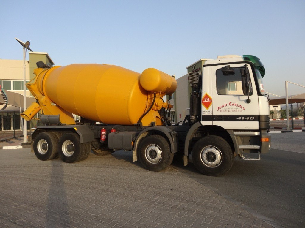 Автобетоносмеситель Mercedes-Benz Actros 4140 Concrete Mixer