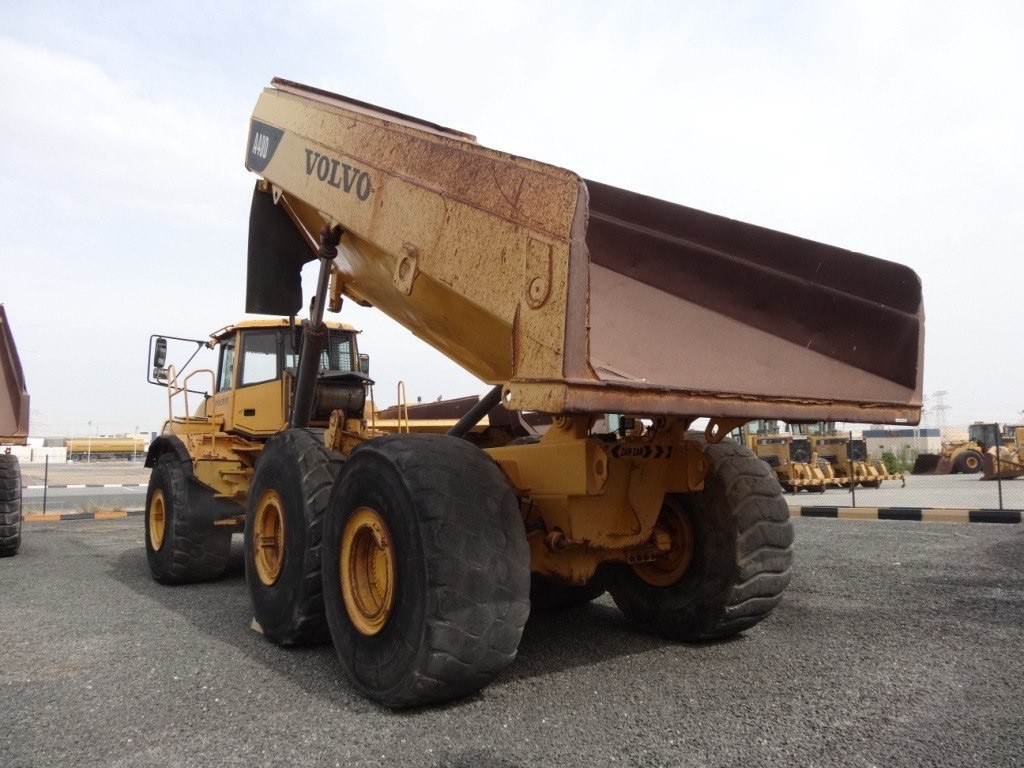 Самосвал Volvo A40D