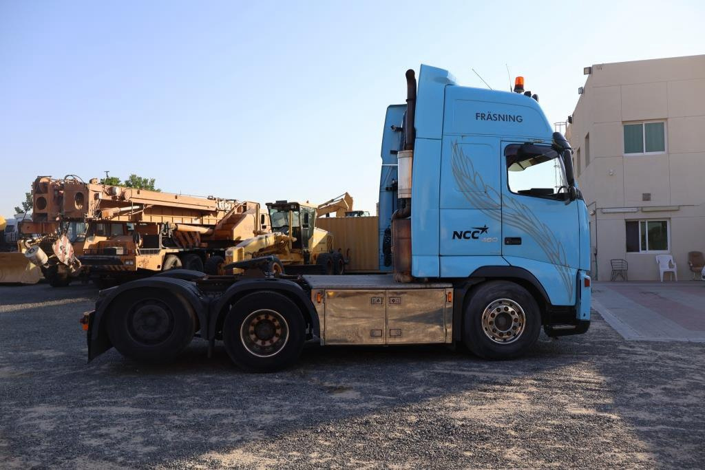 Тягач Volvo Tractor Unit FH460 Euro 5 Тягач Volvo Tractor Unit FH460 Euro 5