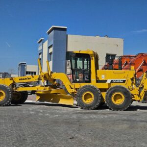 Грейдер KOMATSU GD825A-2