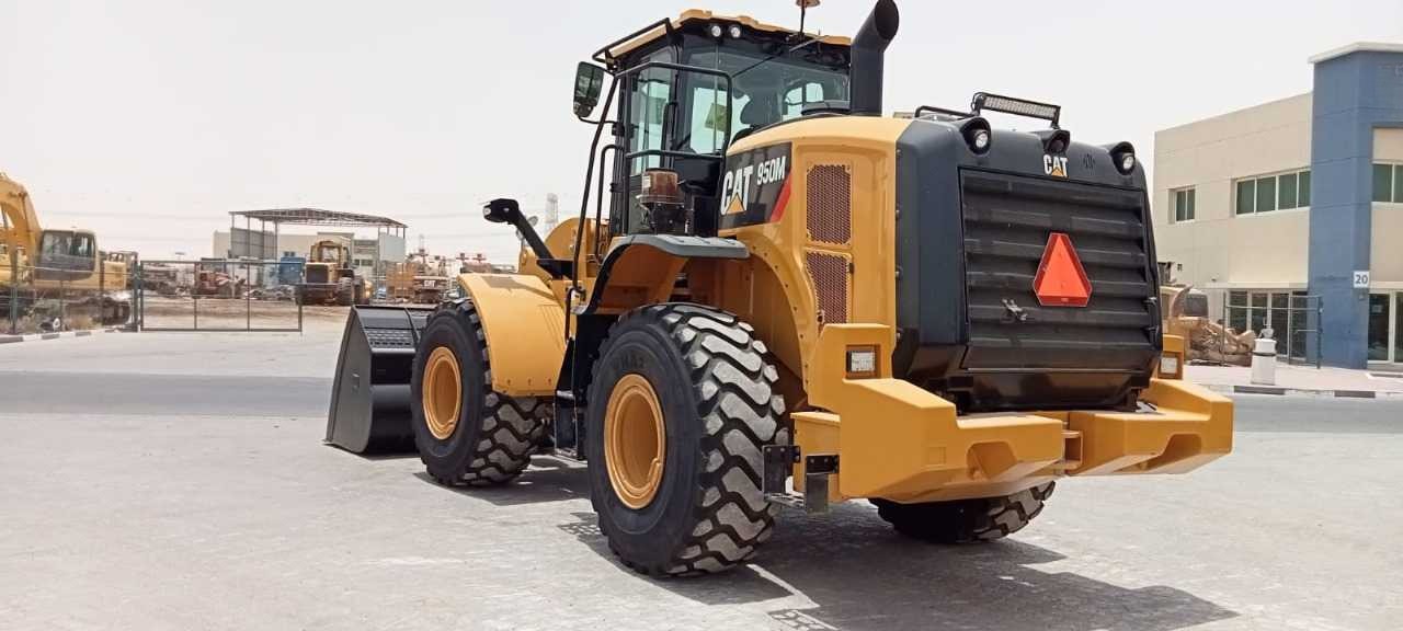 Погрузчик CATERPILLAR CAT950M
