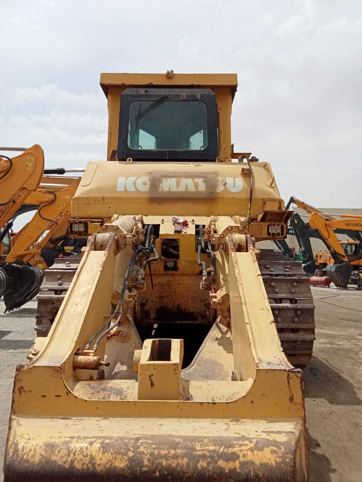 Бульдозер KOMATSU D375A-5