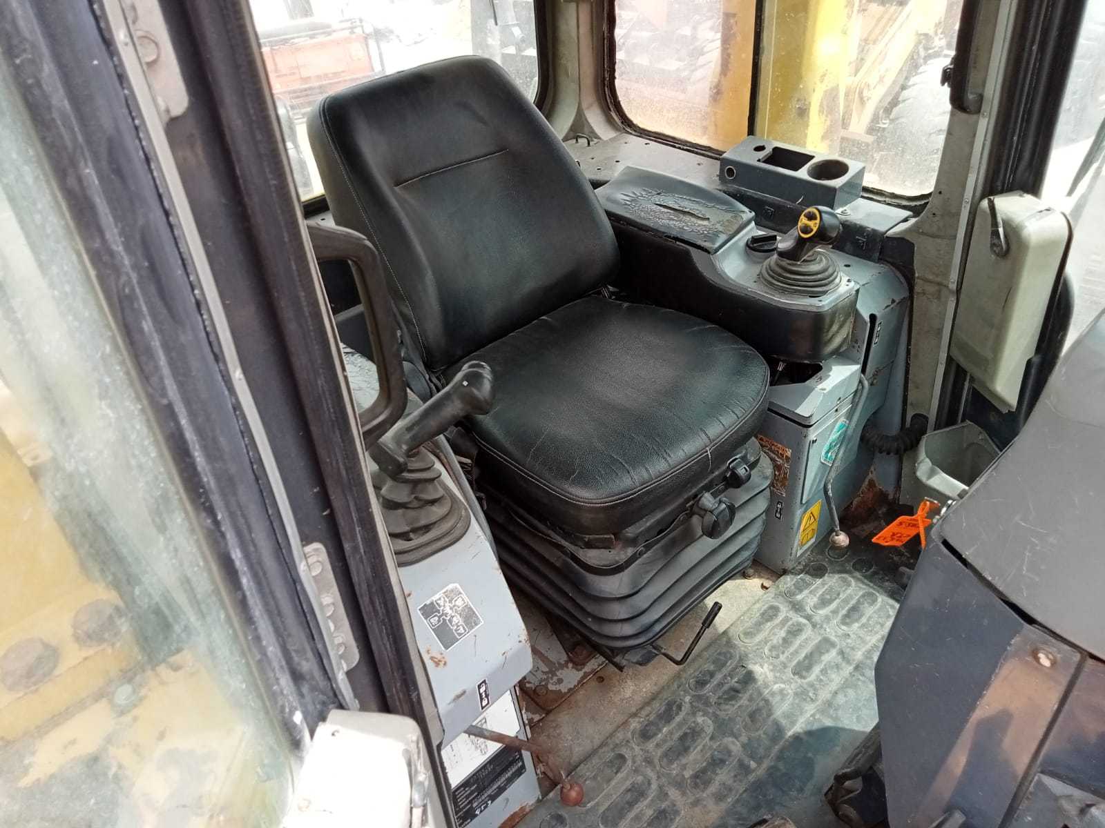 Бульдозер KOMATSU D375A-5