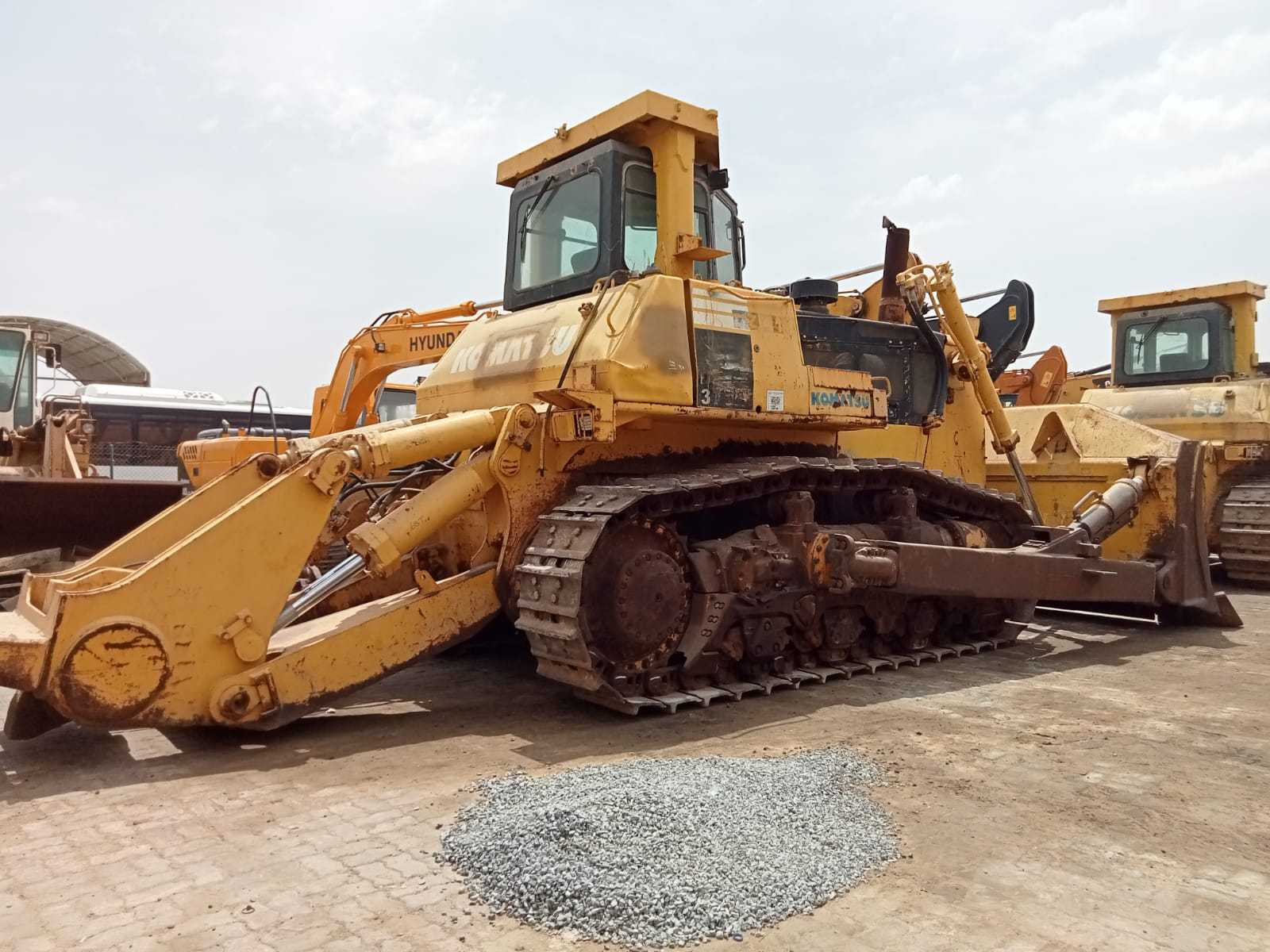 Бульдозер KOMATSU D375A-5