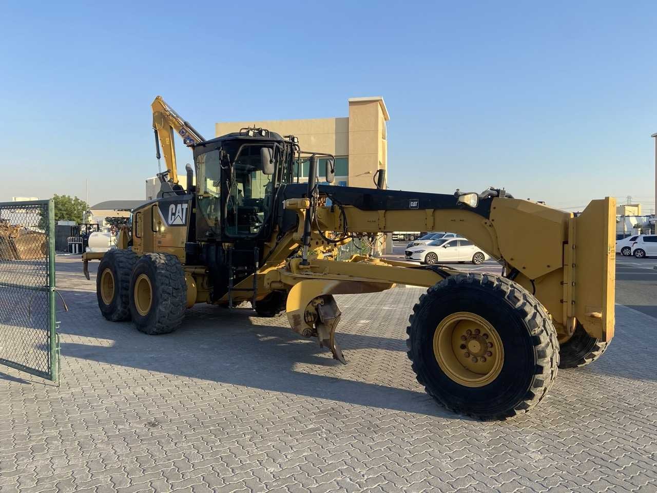 Грейдер CATERPILLAR 14M
