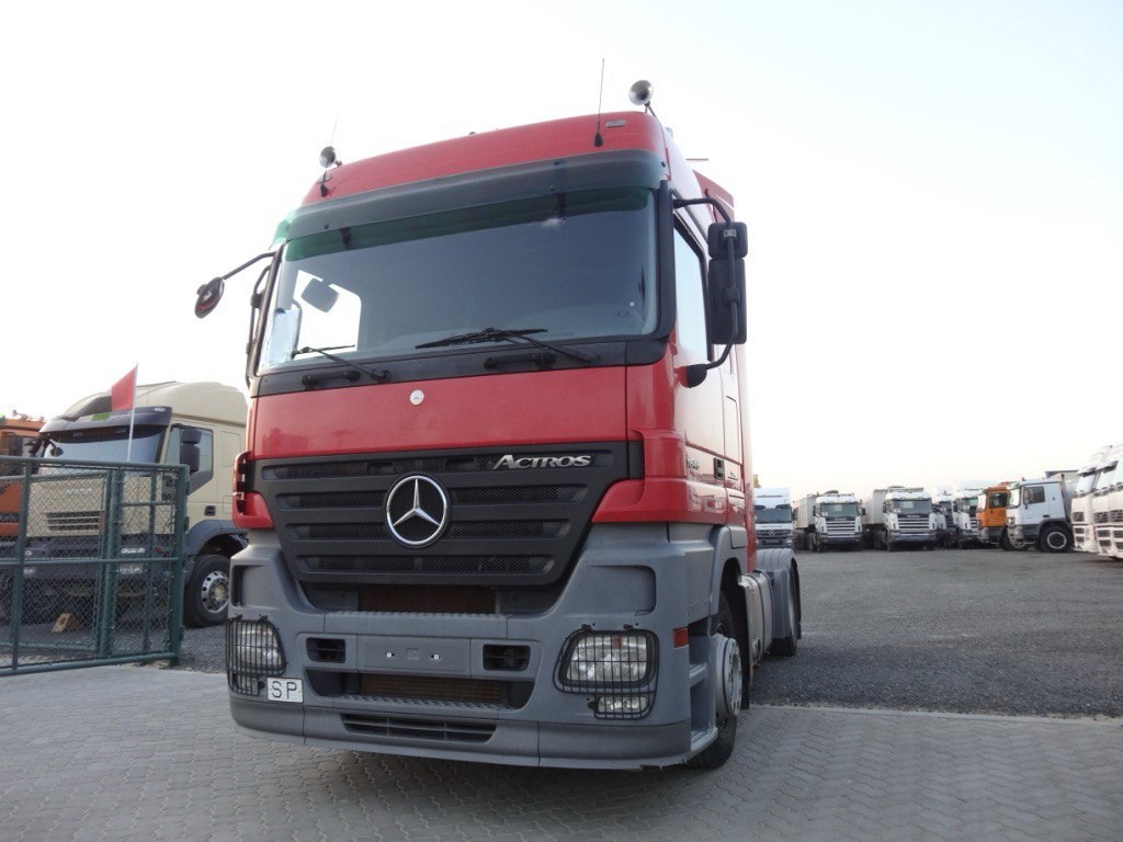 Тягач Mercedes-Benz Tractor Unit 1846 Actros Euro 5