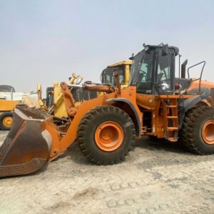 Погрузчик CASE 921E