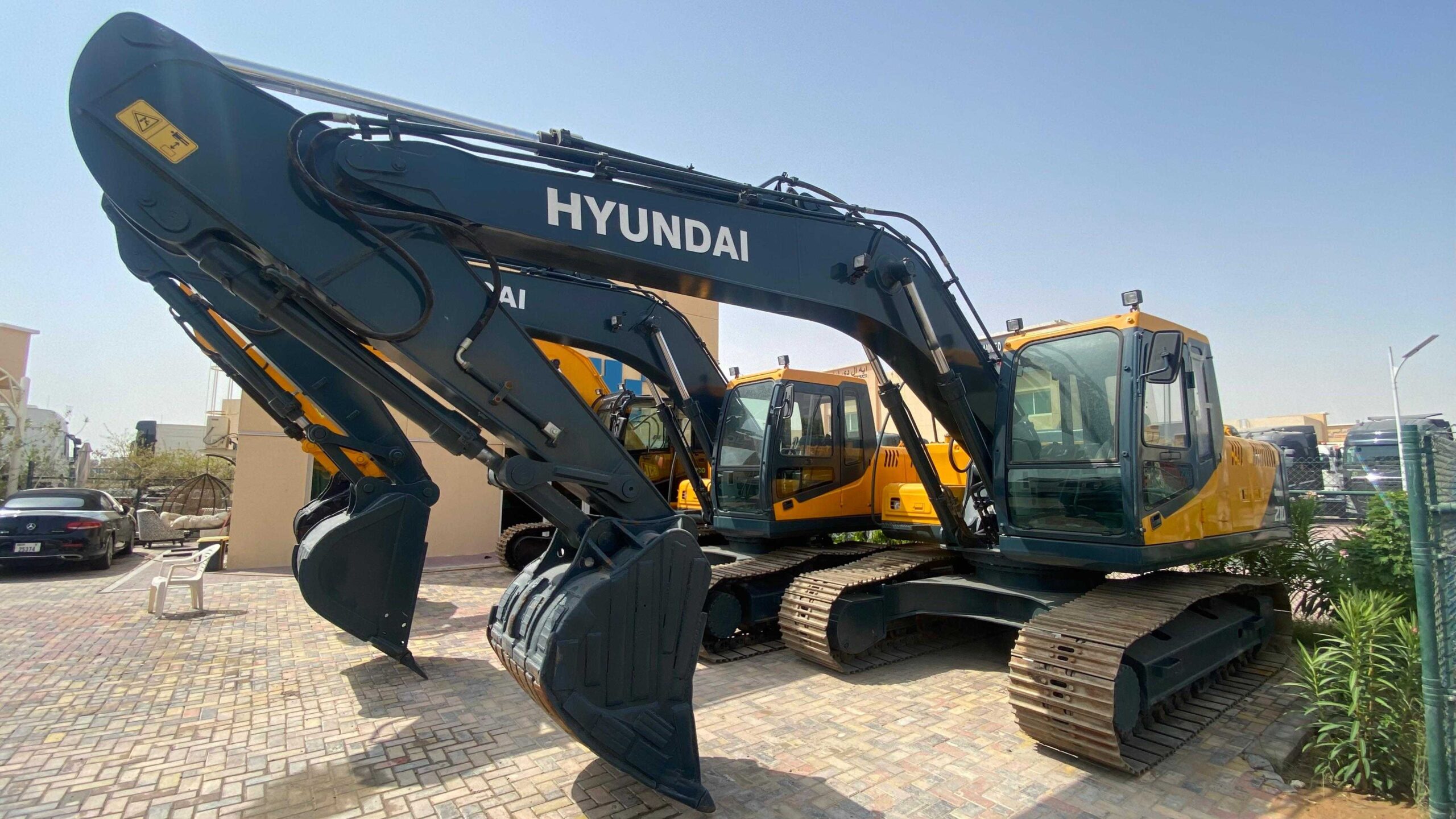 Экскаватор HYUNDAI R210-7