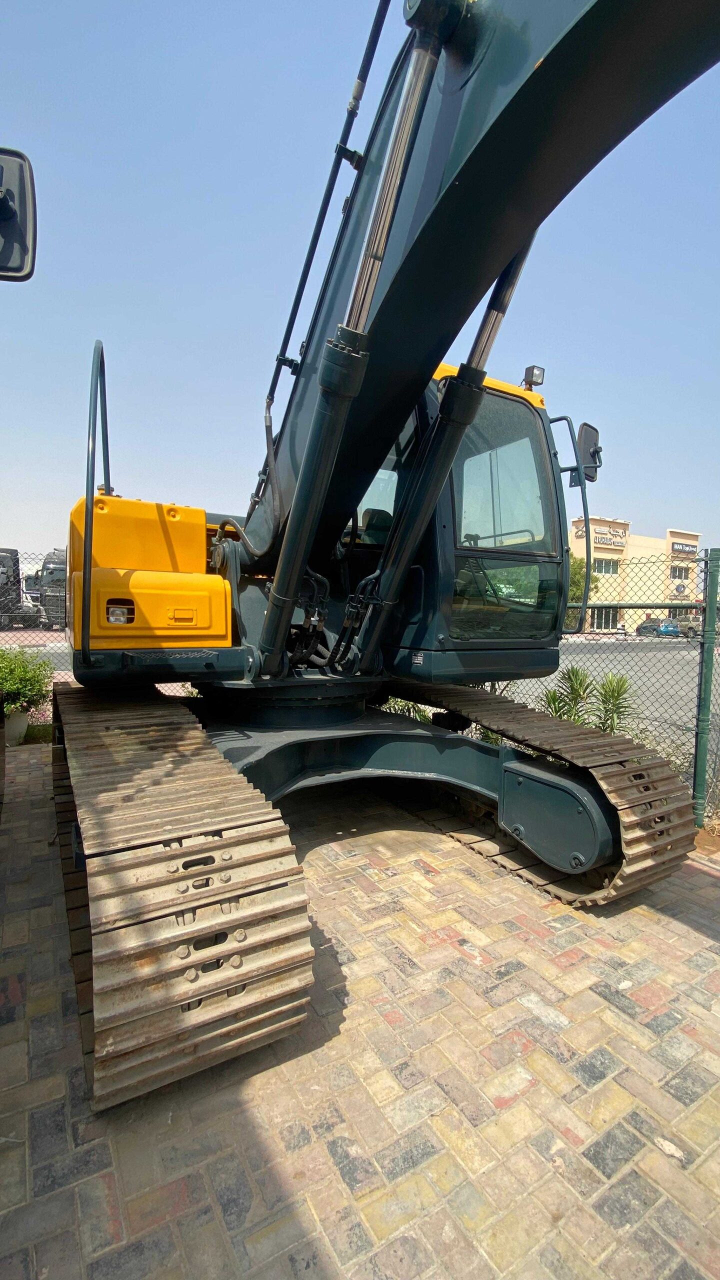 Экскаватор HYUNDAI R210-7
