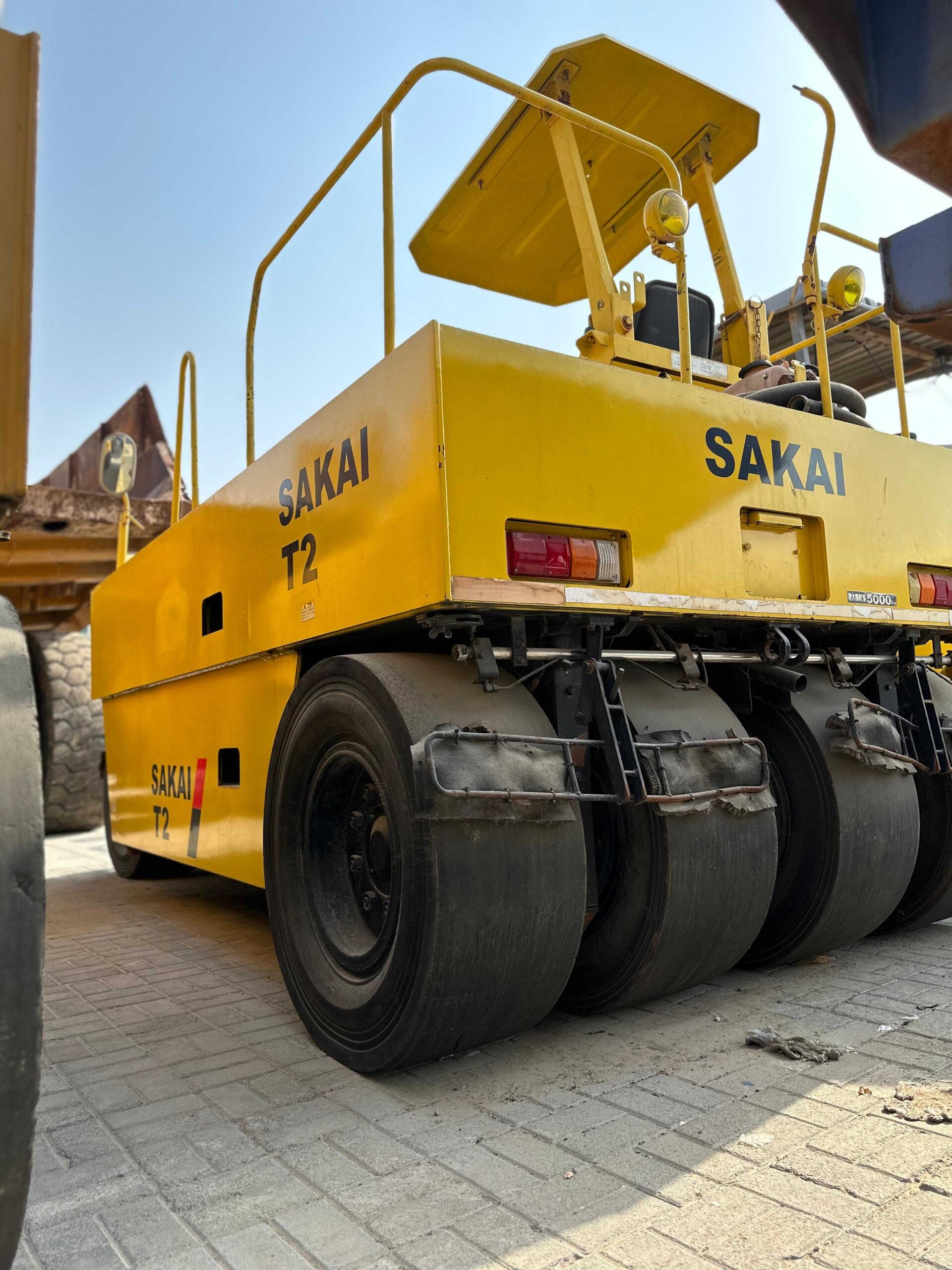 Дорожный каток SAKAI T2