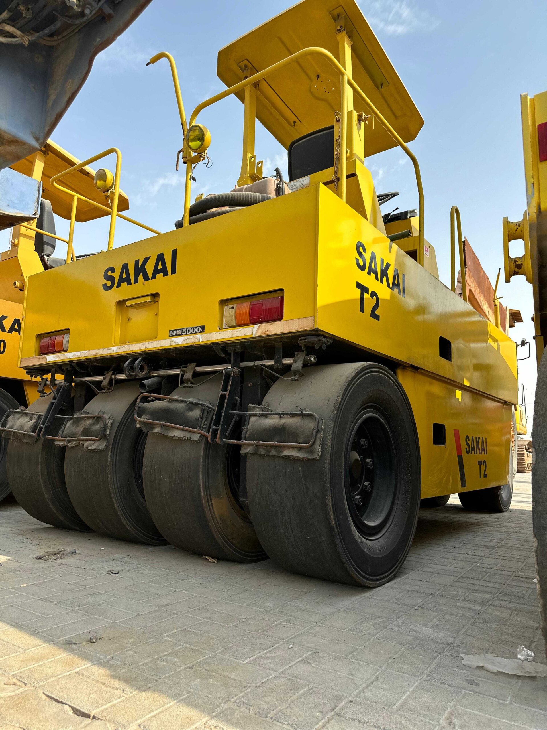Дорожный каток SAKAI T2