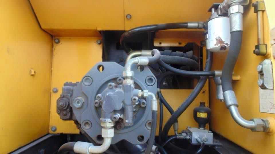 Экскаватор VOLVO EC290BLC