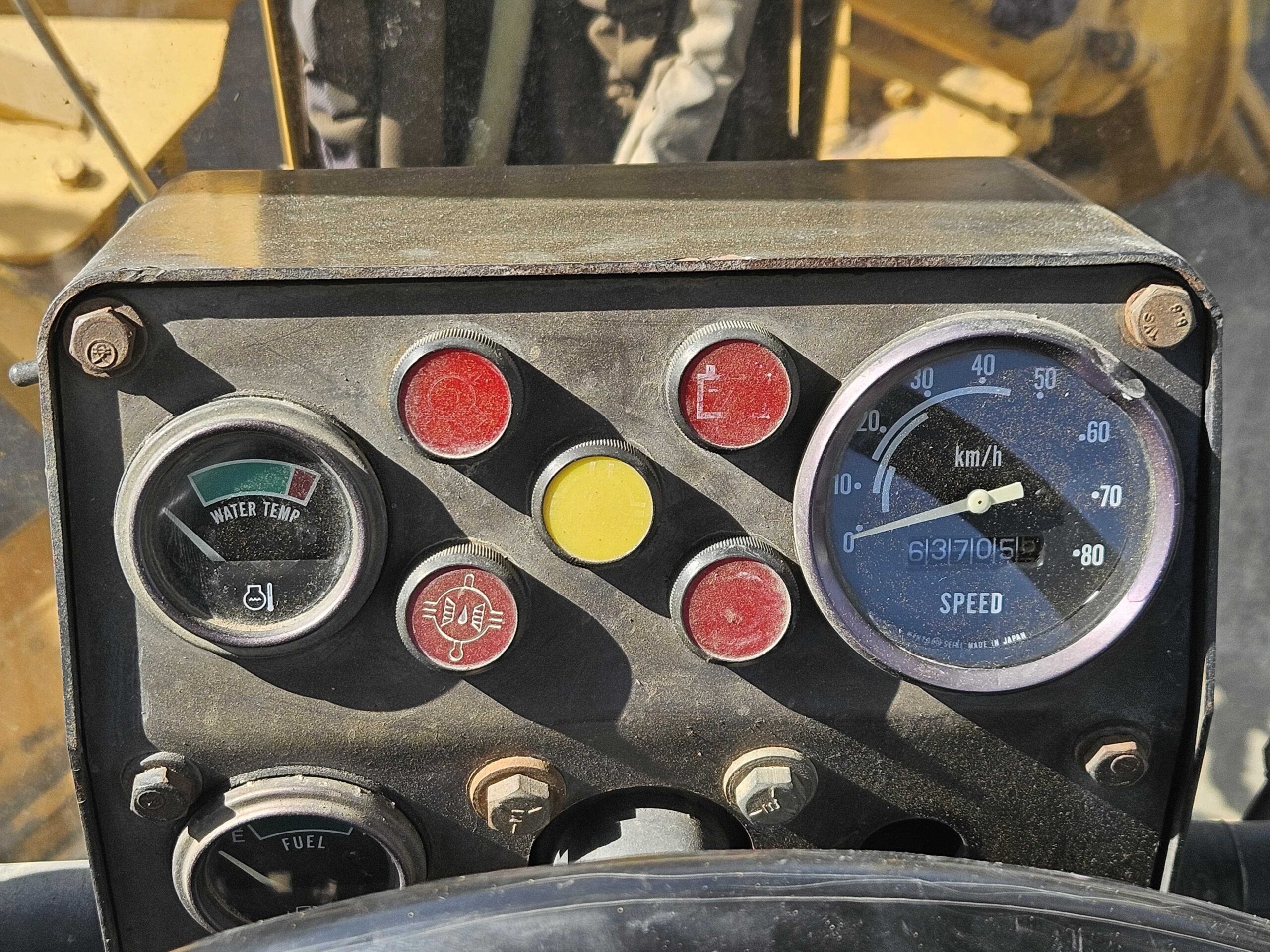 Грейдер KOMATSU GD623A-1