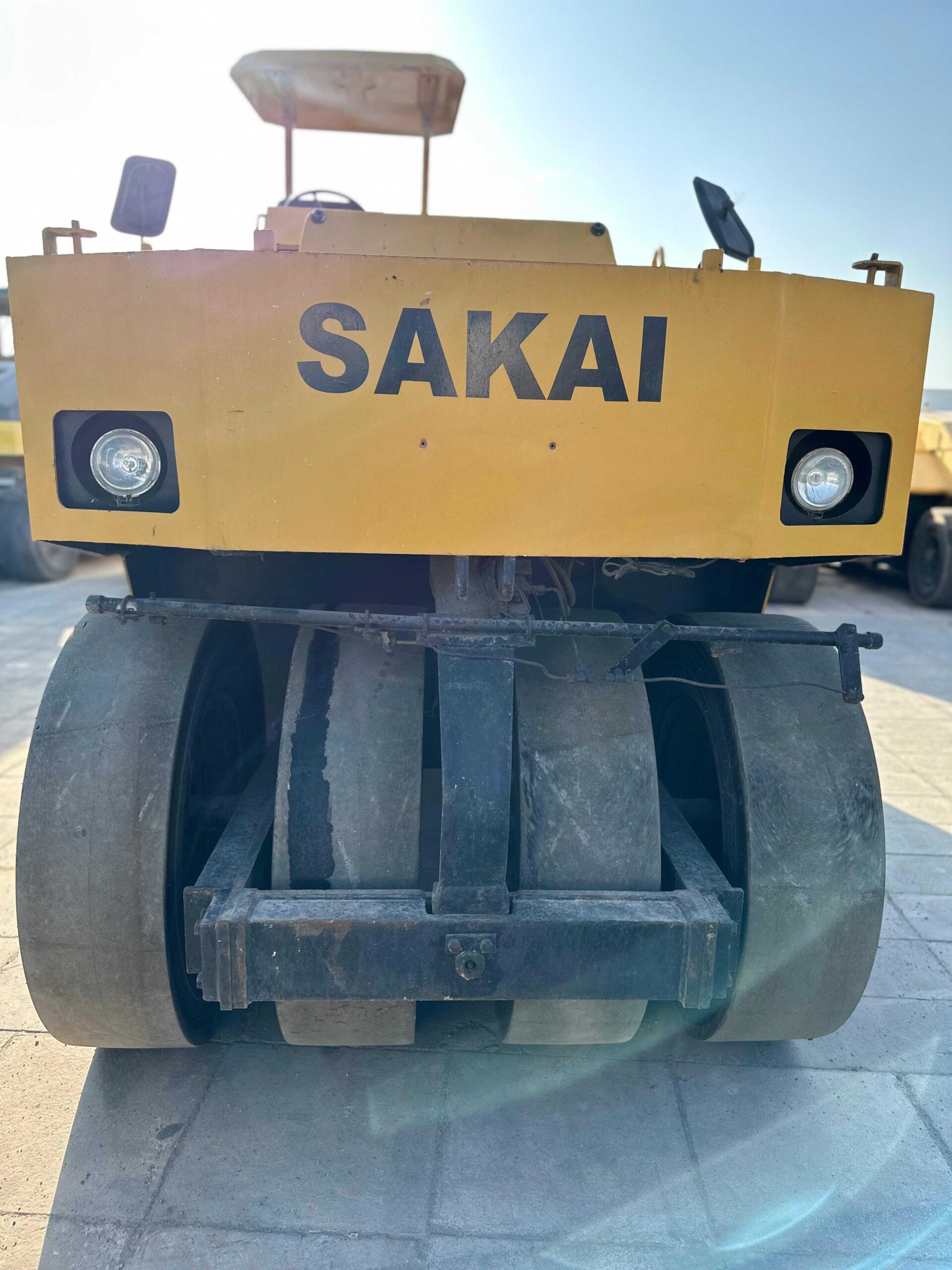 Дорожный каток SAKAI TS200