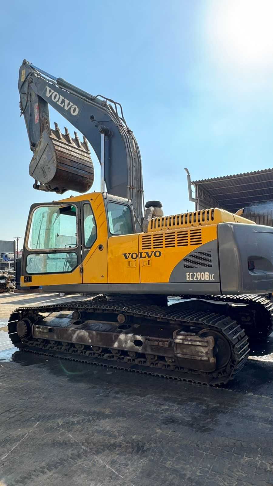 Экскаватор VOLVO EC290BLC