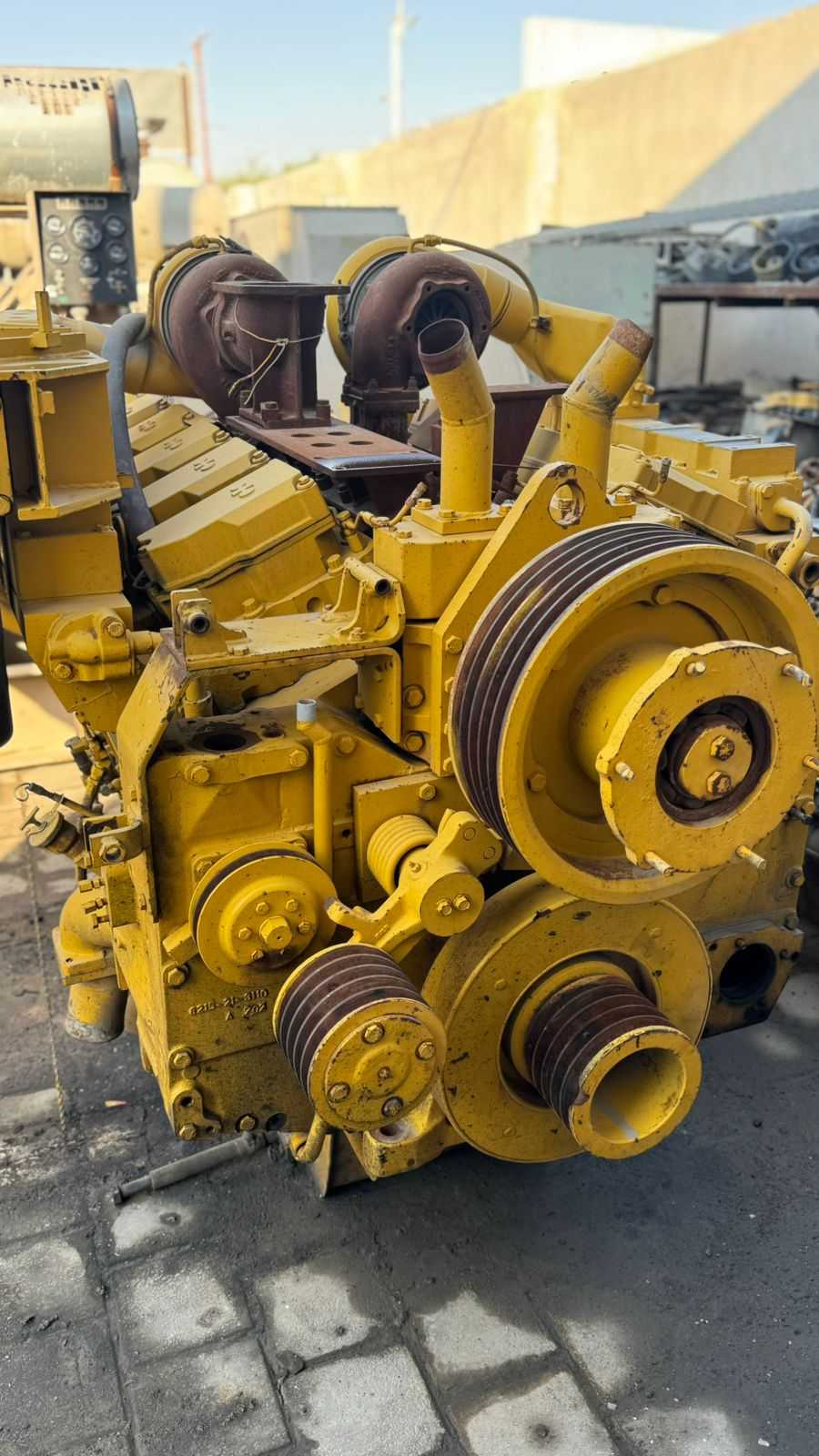 Двигатель KOMATSU (12V140) Двигатель KOMATSU (12V140)