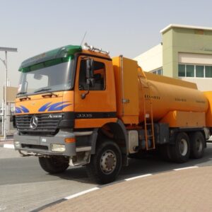 Грузовик Mercedes-Benz Actros 3335 AK Fuel & Lube Tanker