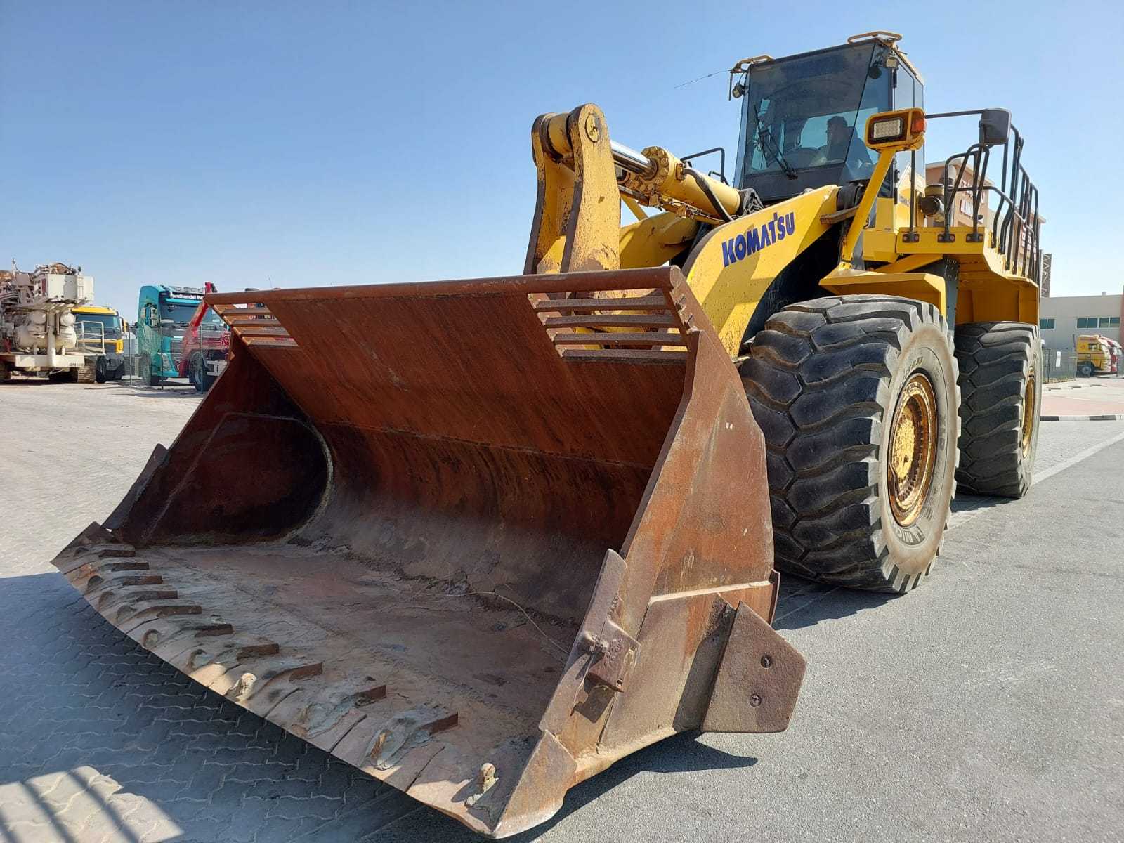 Погрузчик KOMATSU WA600-6R