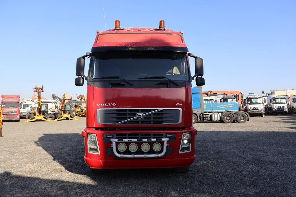 Тягач Volvo Tractor Unit FH12 (480) Euro 5 Тягач Volvo Tractor Unit FH12 (480) Euro 5