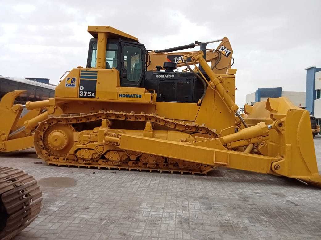 Бульдозер KOMATSU D375A-5 Бульдозер KOMATSU D375A-5
