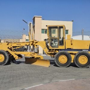 Грейдер KOMATSU GD623A-1