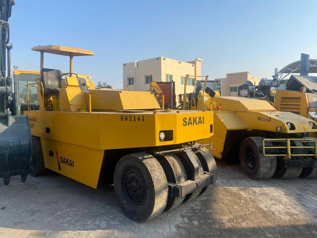 Дорожный каток SAKAI TS200