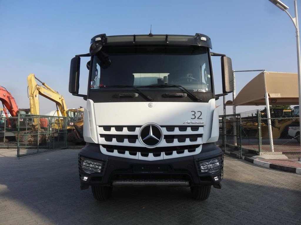 Автобетоносмеситель Mercedes-Benz Concrete Mixer 3240 Arocs Euro 6