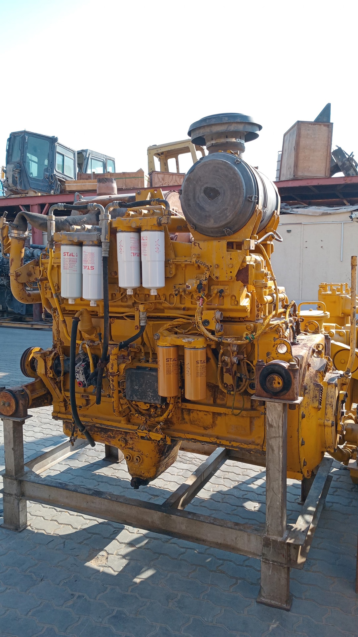 Двигатель Komatsu 375