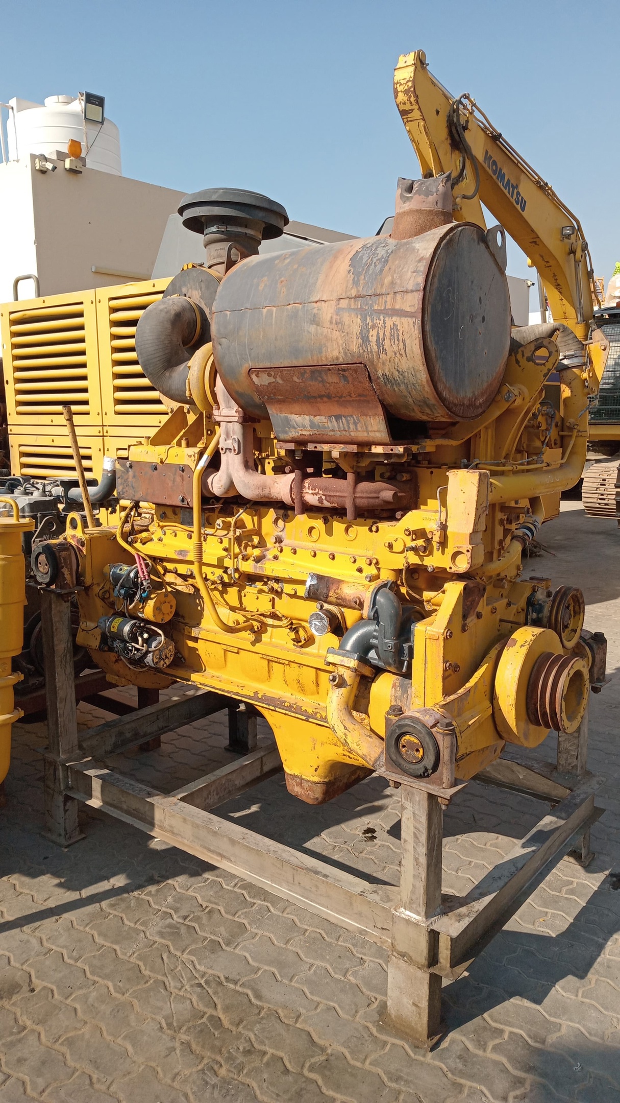 Двигатель Komatsu 375