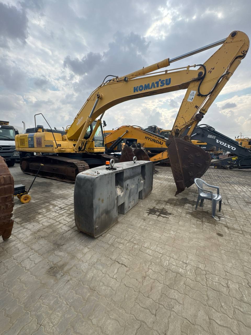 Экскаватор Komatsu PC300LC