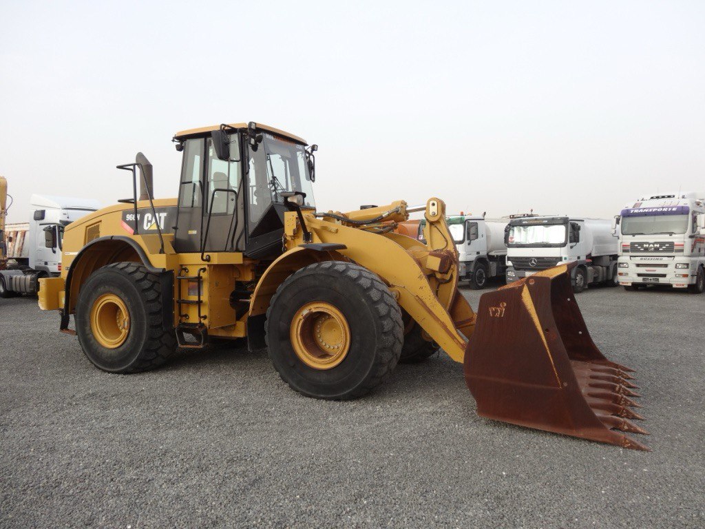 Погрузчик Caterpillar 966H