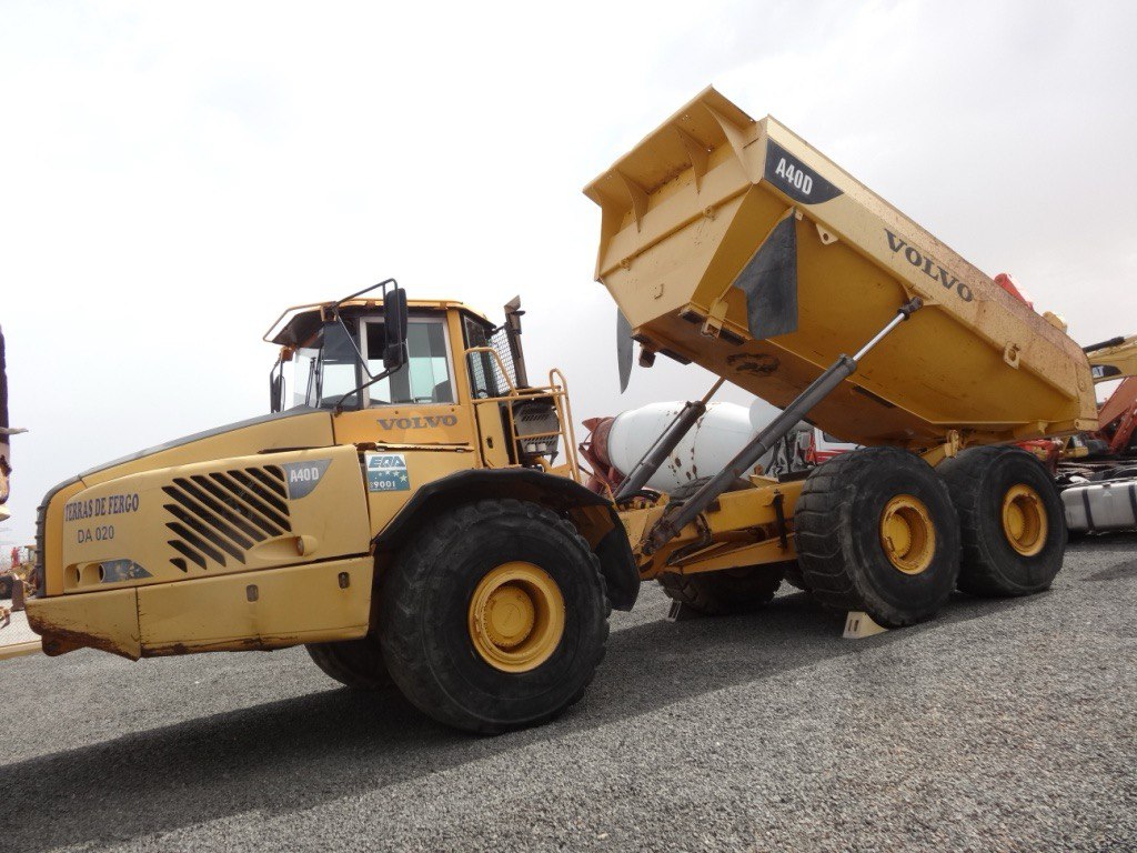 Самосвал Volvo A40D