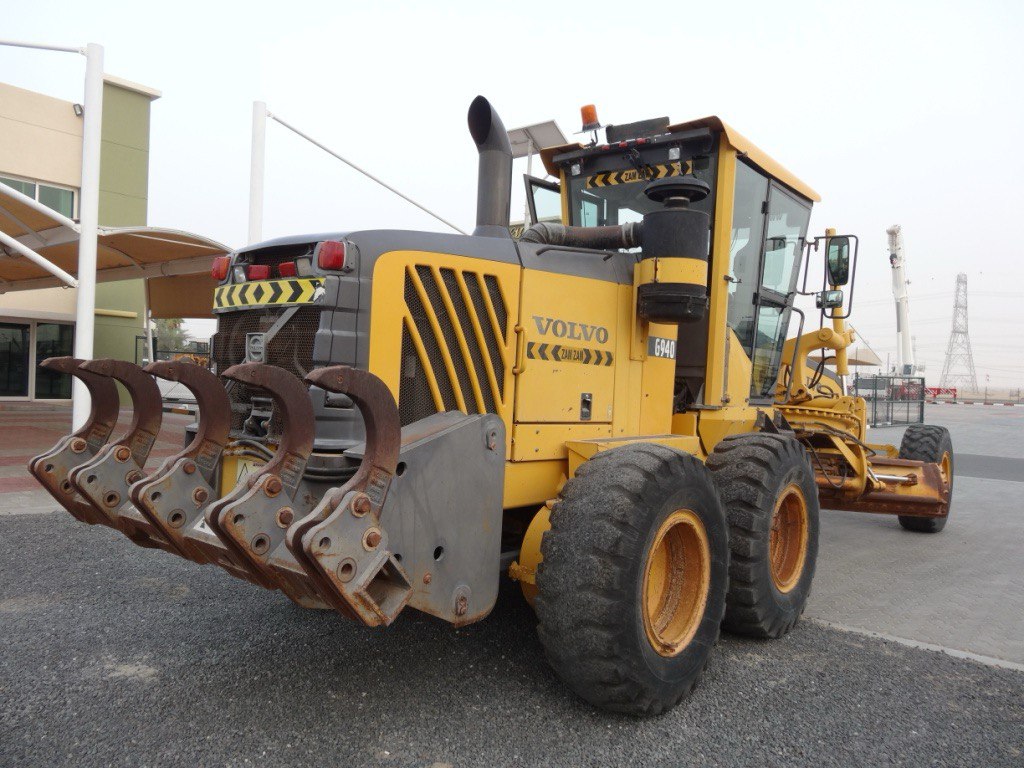 Грейдер Volvo G940