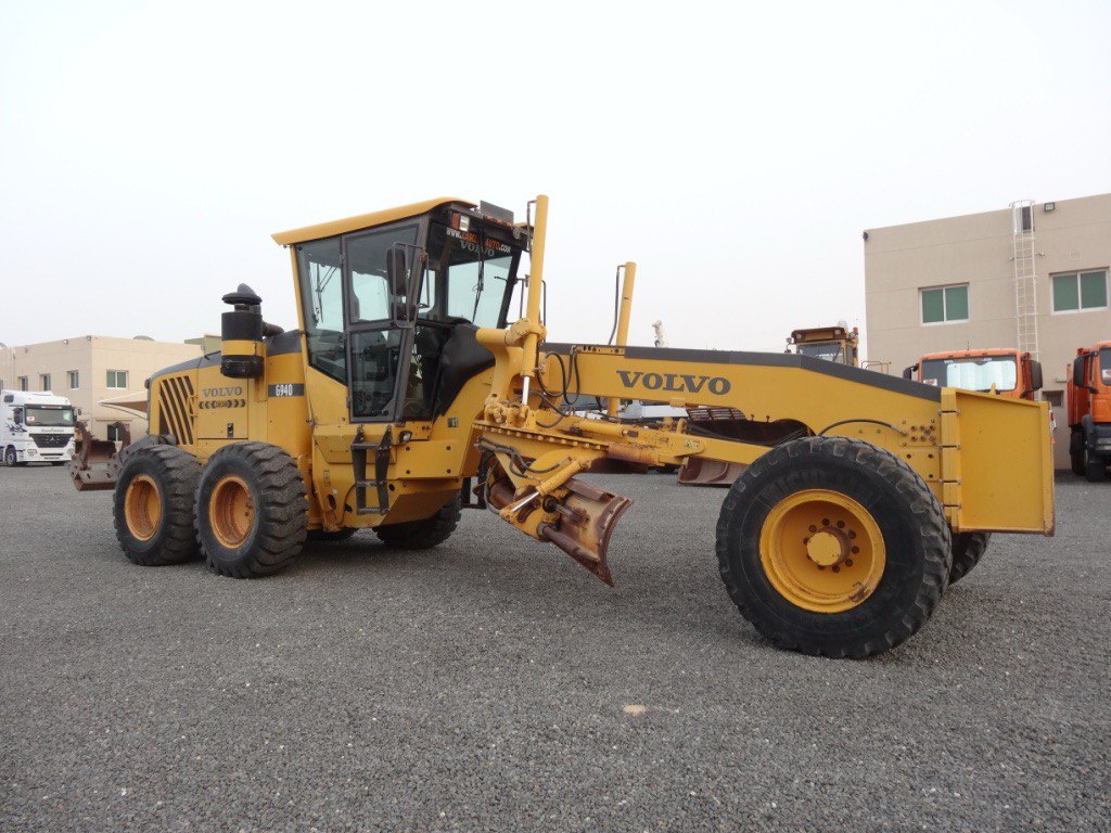 Грейдер Volvo G940
