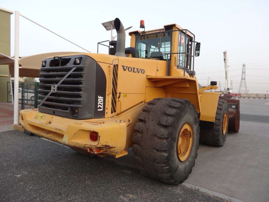 Погрузчик Volvo L220F