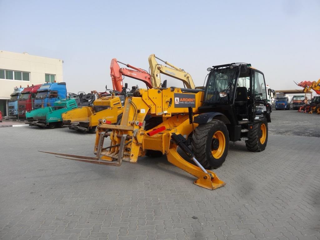 Телескопический погрузчик JCB 540-180