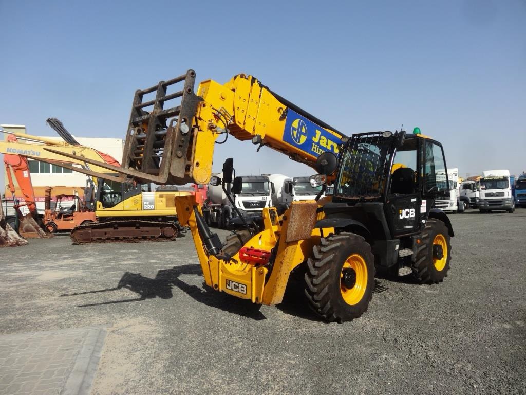 Телескопический погрузчик JCB 540-170